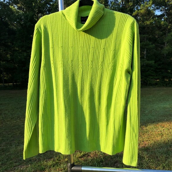 slime green turtleneck
